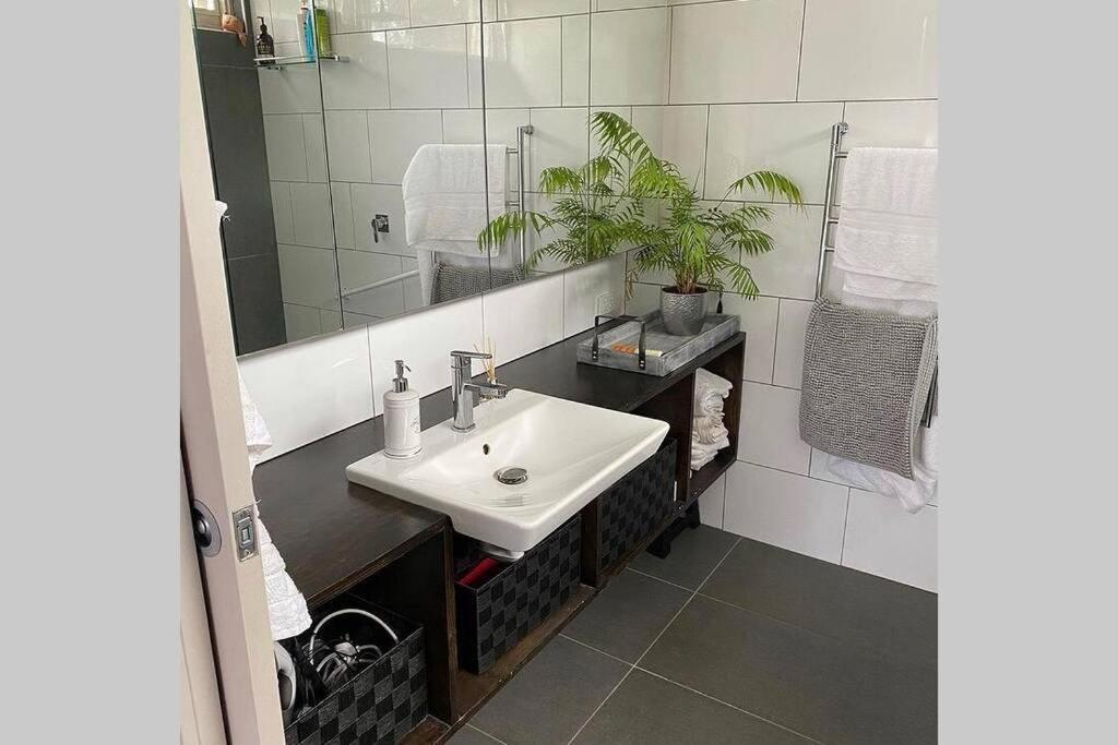L'Ecole Private Studio-Apartment By My Lodgingfy Moorabbin Buitenkant foto
